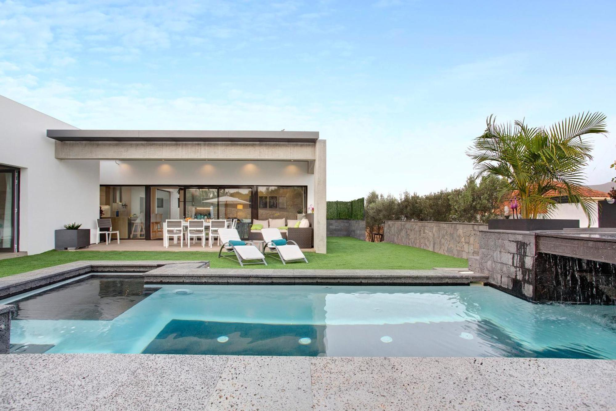 Laian Villa Triquivijate Dış mekan fotoğraf